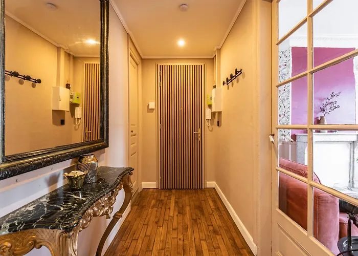 Le Louis Xv Halte A Centre Apartment